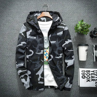 Spring Autumn Mens Hiking Jackets Men Casual Windbreaker Camouflage Hooded Coats Mens Fashion Hip Hop Bomber Jackets Clothing