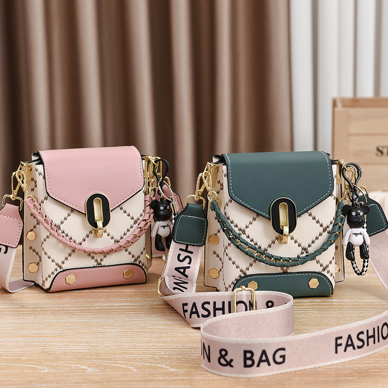 Summer Korean Style Simple Small Square Bag Fashionable Versatile Shoulder Crossbody Bag Trendy Mini Mobile Phone Bag Women's Bag Wholesale