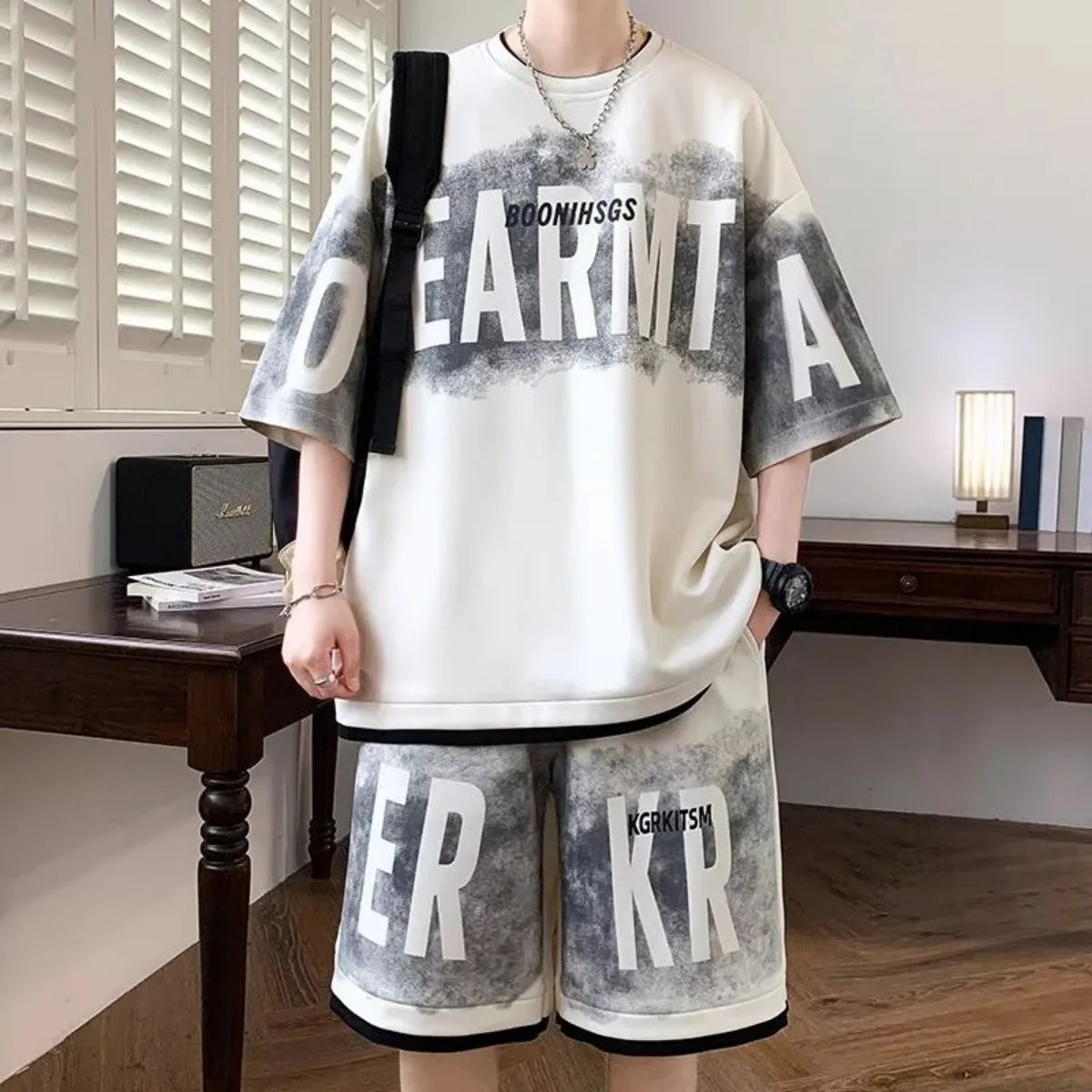 Men's fashion personality letter printed short sleeved shorts two-piece set outdoor sports breathable T-shirt set