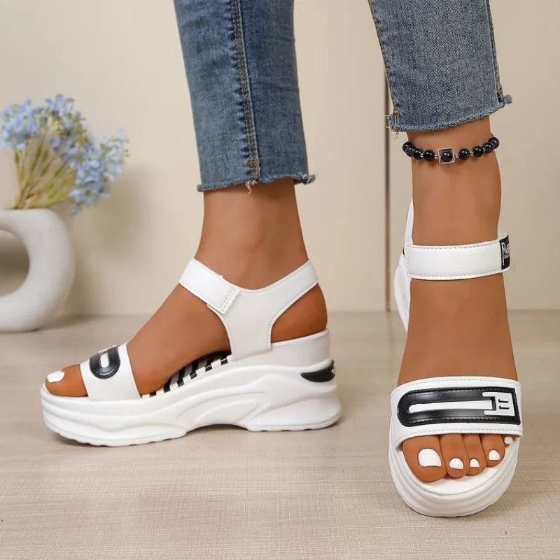 Women Platform Sandals Summer Fashion New Summer Comfortable Shoes for Women Light Casual  Sports Beach Shoes