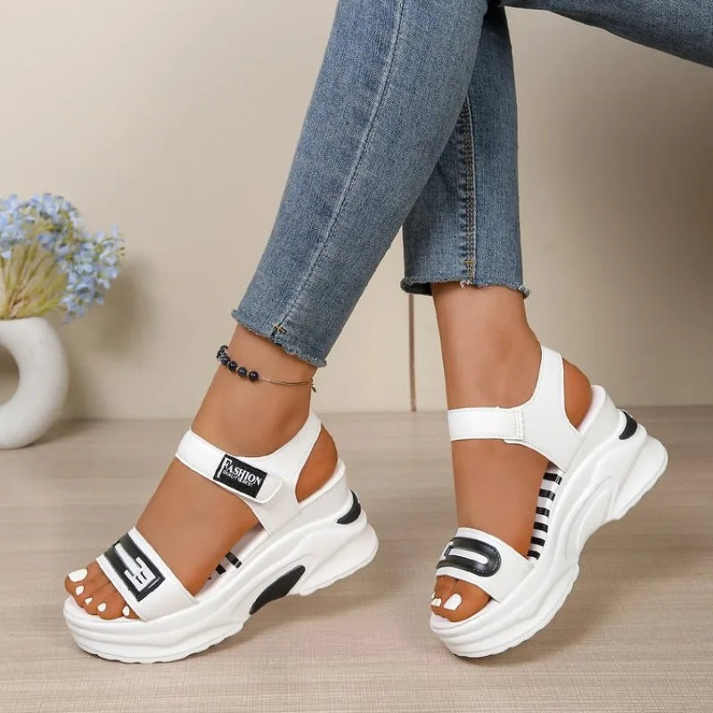 Women Platform Sandals Summer Fashion New Summer Comfortable Shoes for Women Light Casual  Sports Beach Shoes