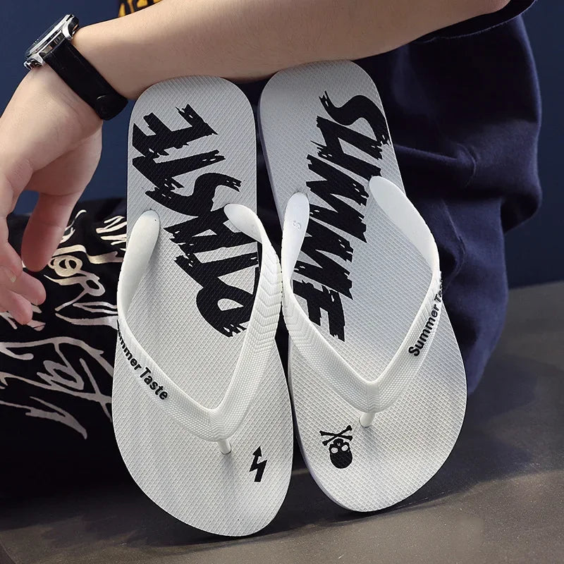 Flip-flops Men's Summer New Soft Sole Non-slip Flip-flops Youth Leisure Beach Sandals Sandalias De Fiesta Elegantes