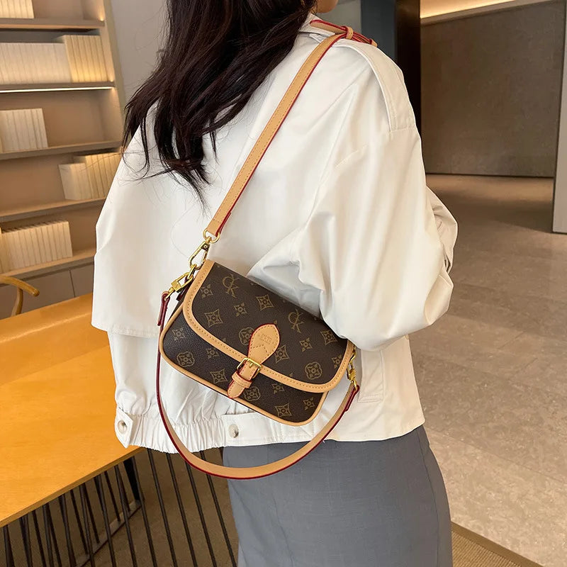 Trendy Floral Print Small Square Bag for Women Lightweight Luxury Versatile Single Shoulder Crossbody Bag Casual Saddle Bag