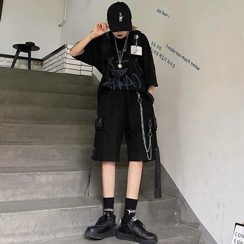 Casual Loose Cargo Shorts Women Harajuku Hip Hop Punk Large Pocket Wide Leg Shorts Fashion Chain High Waist Joggers Short Pants