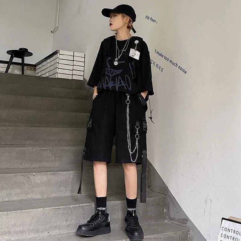 Casual Loose Cargo Shorts Women Harajuku Hip Hop Punk Large Pocket Wide Leg Shorts Fashion Chain High Waist Joggers Short Pants