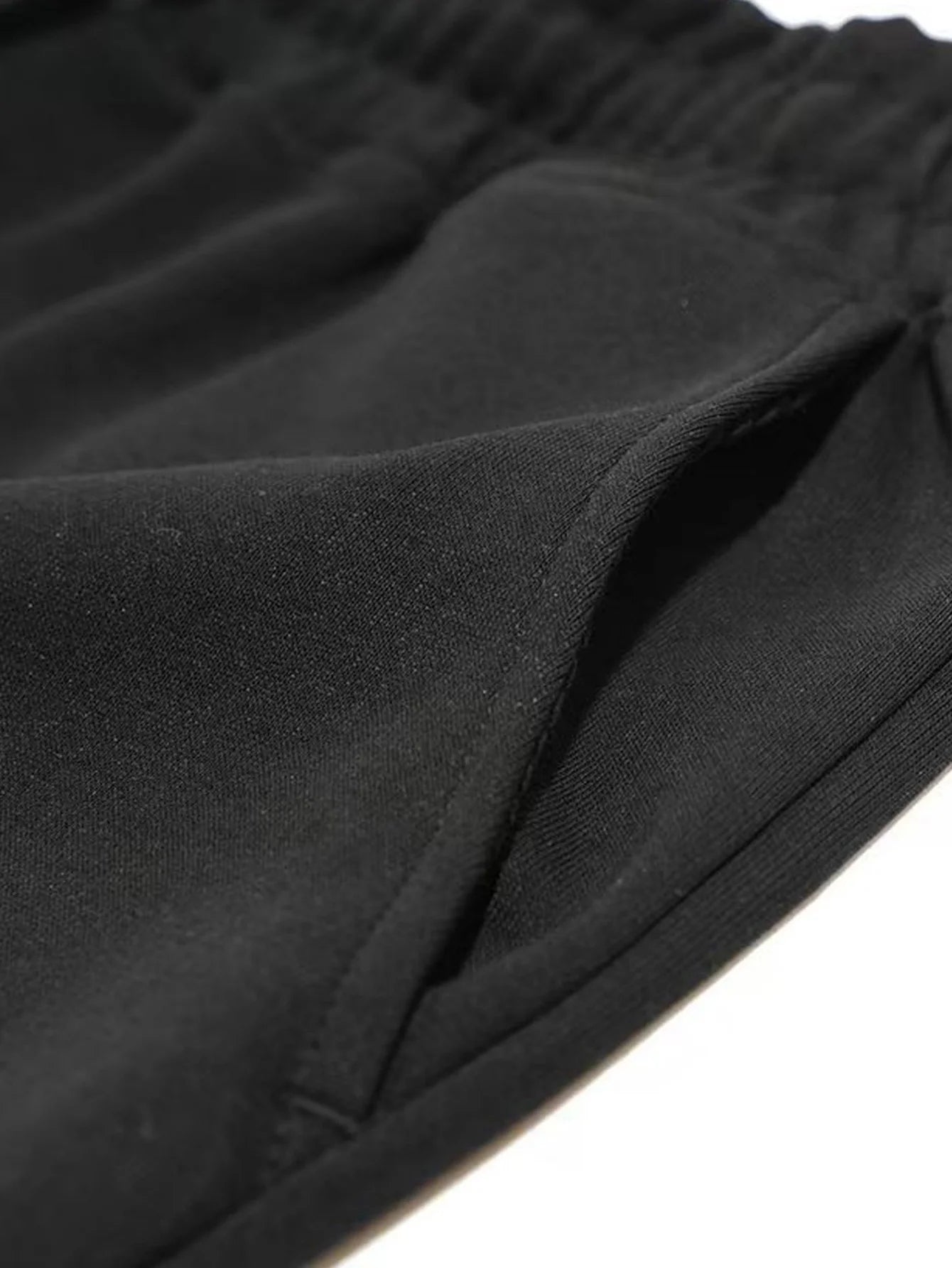 Men's Summer  Letter Print  Casual Shorts Loose Fit Elastic Waistband with Drawstring Suitable for Everyday Wear