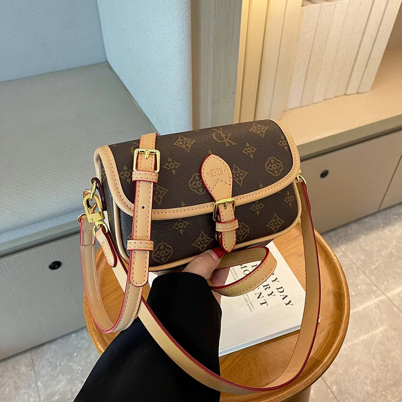 Trendy Floral Print Small Square Bag for Women Lightweight Luxury Versatile Single Shoulder Crossbody Bag Casual Saddle Bag