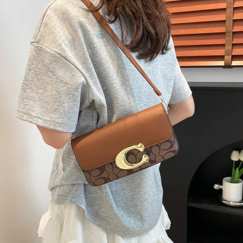 New Bag Women's New Versatile Small Square Bag Fashion Design Retro Tofu Bag High-grade Texture Shoulder Messenger Bag