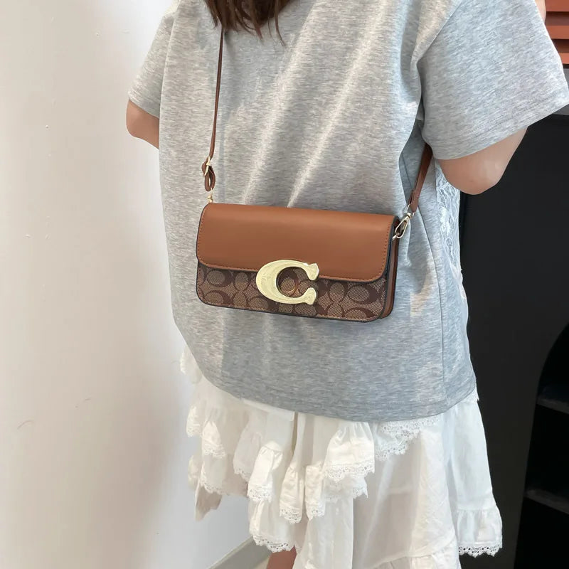New Bag Women's New Versatile Small Square Bag Fashion Design Retro Tofu Bag High-grade Texture Shoulder Messenger Bag
